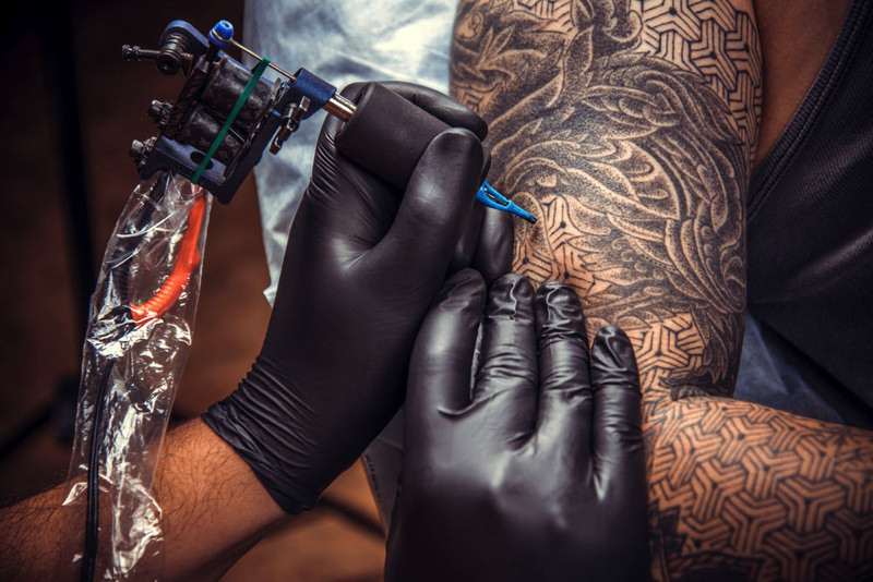 What is the difference between tattoo ink and permanent make-up pigments? What is the difference between tattoo ink and permanent make-up pigments?